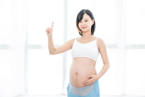 怀孕后前期孕妈怎样判断男女？哪种方法最准确？(图1)